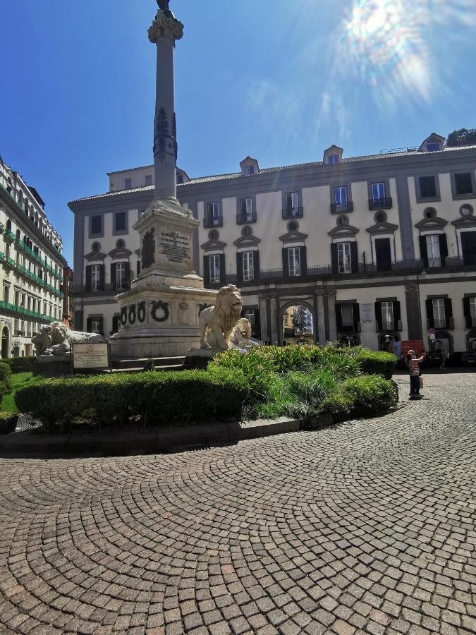 Appartamento Napoli Centro Chiaia Esterno foto